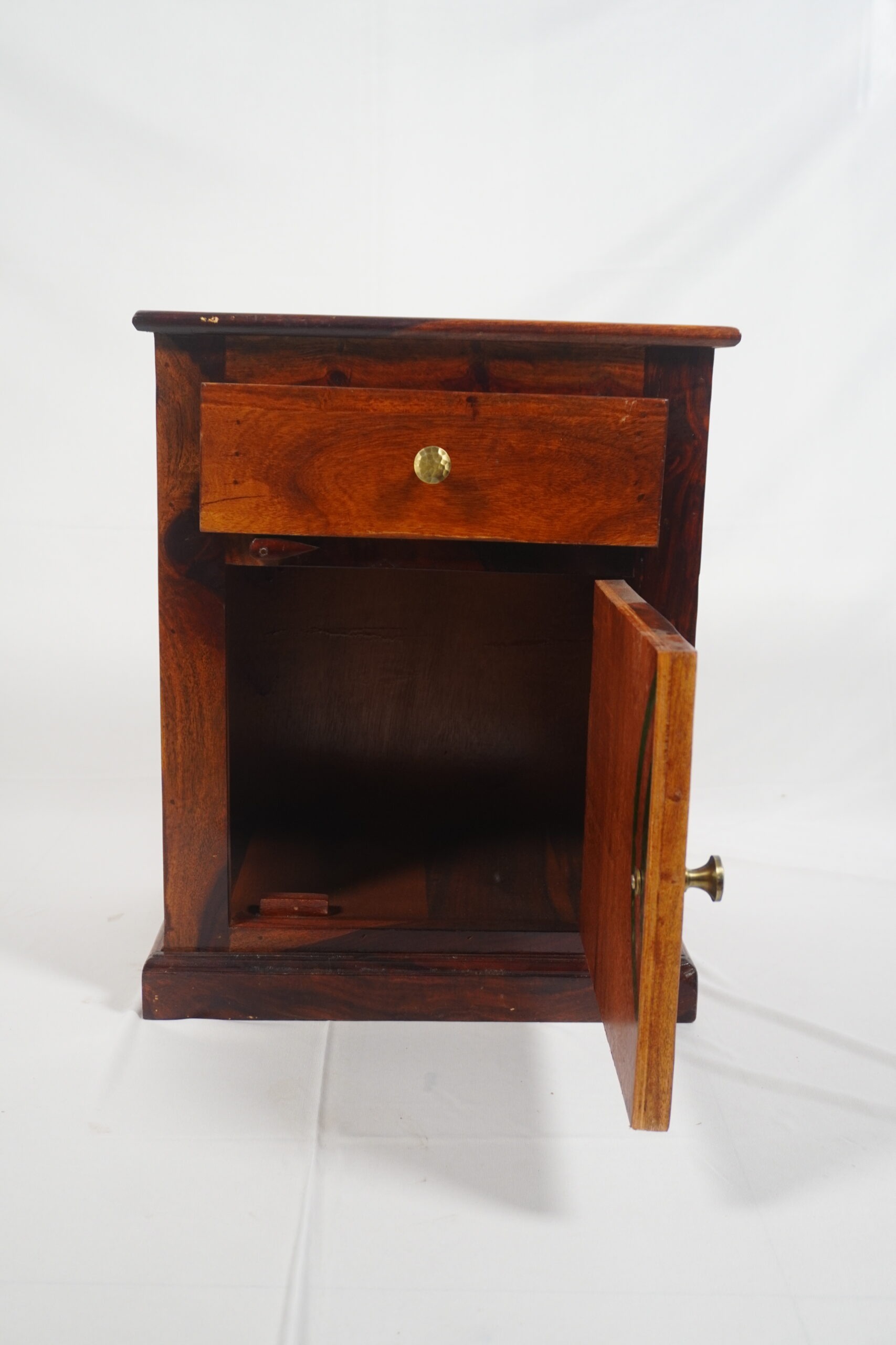 Sid table - Image 3
