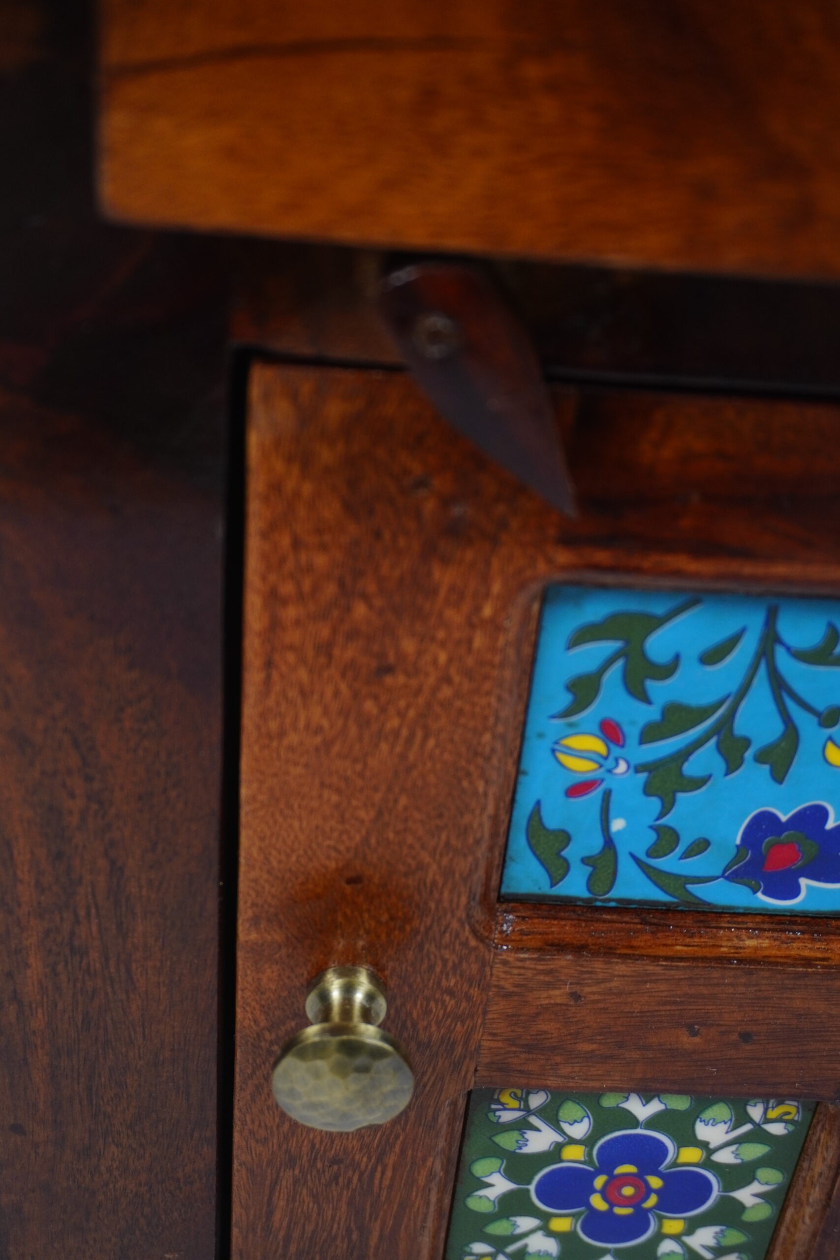 Sid table - Image 6