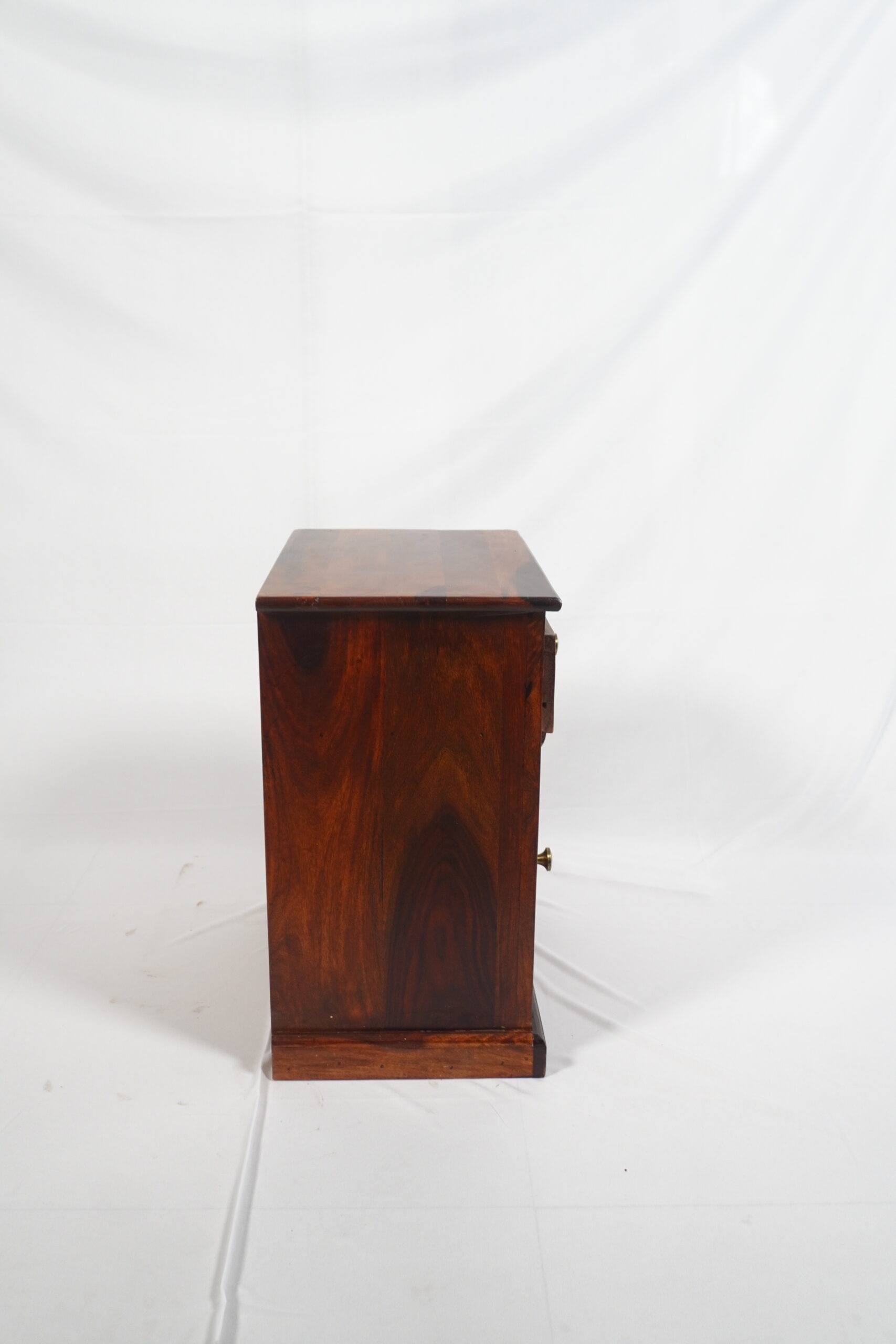 Sid table - Image 7